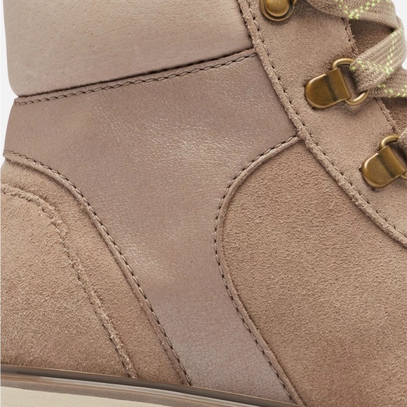 Sorel Lennox taupe hiker STKD boots - Picture 5 of 5